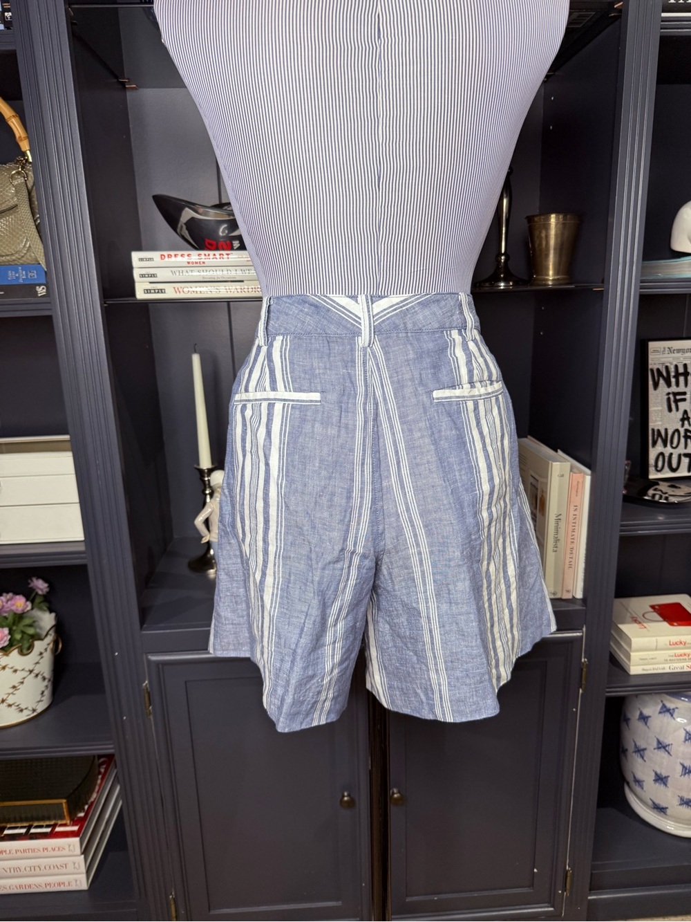 Lauren Ralph Lauren Striped Linen Shorts – Blue & White – Size 8 - Picture 9 of 10